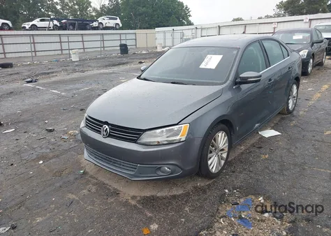 2014 Volkswagen Jetta 2.0L Tdi z USA, uszkodzony, nr VIN 3VWLL7AJ7EM383358